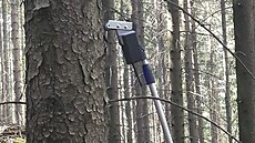 Sondu je moné pidlat na teleskopický nástavec a prohlíet s ní i vyí patra...