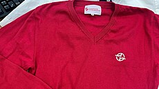 Podoba nového svetru pro �idi�e a dispe�ery DPP.