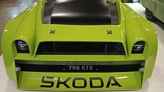 Elektrické restomody na bázi historických octavií na pa�í�ském autosalonu 2024.