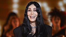 Zpvaka Cher na pehlídce Victorias Secret v New Yorku (15. íjna 2024)