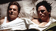 Derek Jacobi a Daniel Craig ve filmu Láska prokletá (1998)