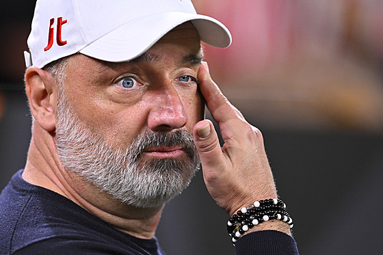 Slávistický kou� Jind�ich Trpi�ovský b�hem utkání s Bilbaem.