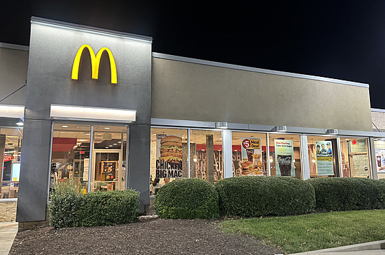 Restaurace etzce McDonalds v Alexandrii ve stát Virginia (22. íjna 2024)
