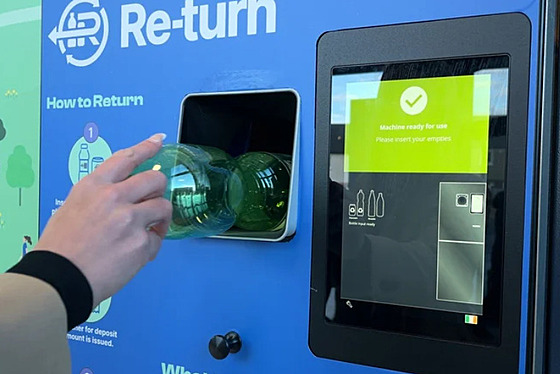 Zálohovací automat spolenosti Re-turn v irském Dublinu (24. íjna 2024)