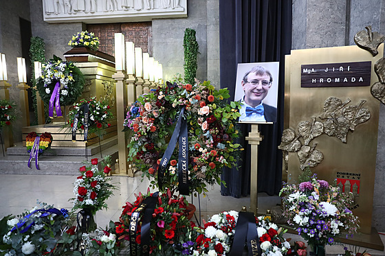 Poslední rozlou�ení s Ji�ím Hromadou