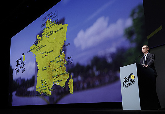 editel Christian Prudhomme bhem prezentace trasy Tour de France 2025
