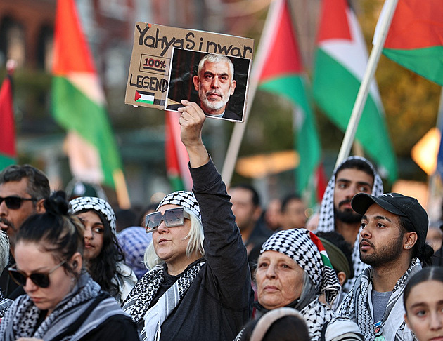 Po smrti Sinvára hledá Hamás nového lídra. Favorité jsou dva