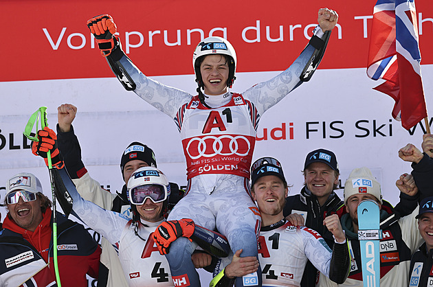 Norové ovládli obří slalom v Söldenu, Hirscher dojel v comebacku na 23. místě