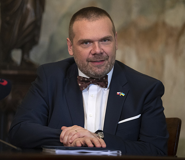 Youtubeři pod dohledem: chce si český stát hrát na evropského policistu?