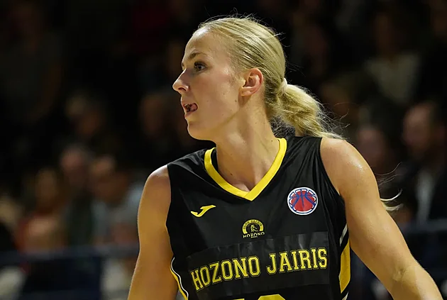 Holešínská změní dres, reprezentantka končí ve španělském Jairisu