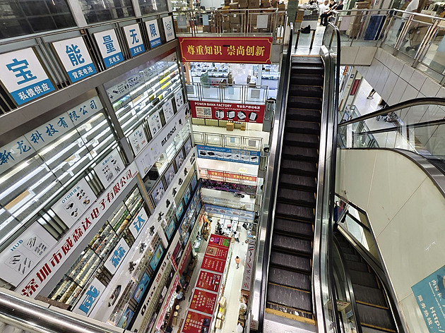 Jako Aliexpress nebo Temu naživo. Prošli jsme obchoďák se vším možným