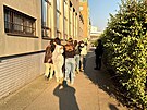 Na prask stedn zdravotnick kole v Praze 4 probh rozshl cvien sloek...