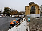 Zpvajc fontna v Marinskch Lznch prochz kompletn rekonstrukc. (18....
