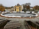 Zpvajc fontna v Marinskch Lznch prochz kompletn rekonstrukc. (18....