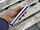 Apple iPhone 16 a Google Pixel 9