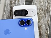 Apple iPhone 16 a Google Pixel 9