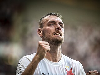 Slávista Tomá Chorý se raduje ze vsteleného gólu proti Dukle.