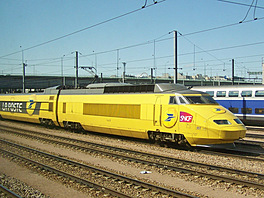 Rychlý vlak pro p�epravu po�ty TGV Postal