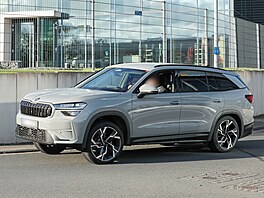 Prototyp �kody Kodiaq RS druhé generace p�i testech