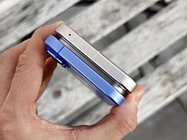 Apple iPhone 16 a Google Pixel 9