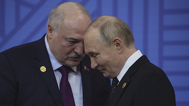 Alexandr Luka�enko a Vladimir Putin na summitu BRICS v Kazani (23. �íjna 2024)