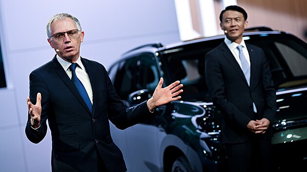 Emisn� tlust� �enich, nev�sta na baterky. S�atek z rozumu s ��nskou Leapmotor International ale m��e evropsk�mu Stellantis hodn� pomoci.