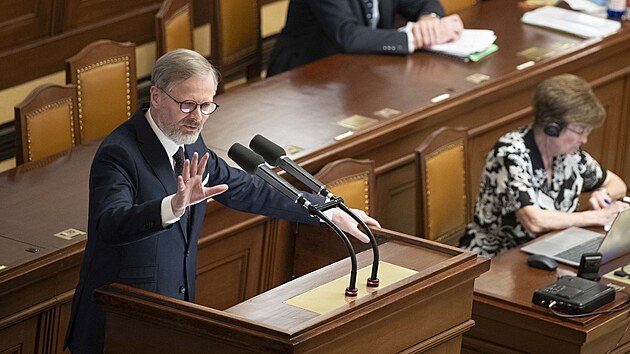 Premi�r a p�edseda ODS Petr Fiala p�i jedn�n� o rozpo�tu ve Sn�movn�