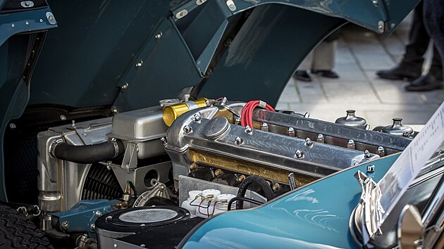 Concours d�Elegance Karlovy Vary 18. � tradi�n� podzimn� setk�n� �len� Jaguar Clubu Czech Republic