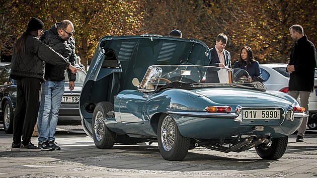 Concours d�Elegance Karlovy Vary 18. � tradi�n� podzimn� setk�n� �len� Jaguar Clubu Czech Republic