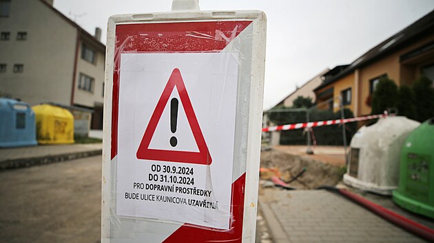 Rekonstrukci Kaunicovy ulice jej obyvatel povauj za zmatenou a zbyten se protahujc. Trplivost u dochz i veden msta. Prce mus skonit do zatku zimy, vol starosta.
