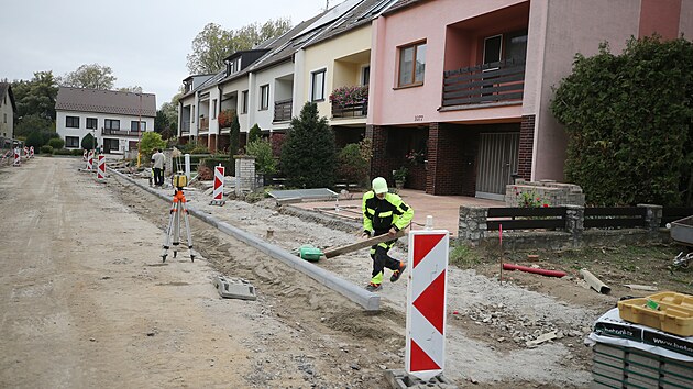 Rekonstrukci Kaunicovy ulice jej obyvatel povauj za zmatenou a zbyten se protahujc. Trplivost u dochz i veden msta. Prce mus skonit do zatku zimy, vol starosta.