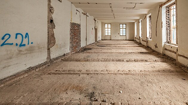 Pestavba Vrbenskho kasren v centru Hradce Krlov pro muzeum vchodnch ech.