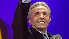 Bidzina Ivani�vili, �edá eminence Gruzie. Demonstrace vládnoucí strany...