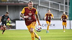 Jakub �ezní�ek z Dukly v utkání proti Pardubicím.