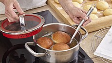 Pln�né italské koblihy Bomboloni + stepy