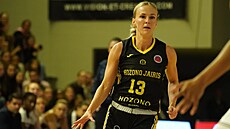Petra Holeínská ze panlského Jairisu bhem duelu Eurocupu