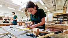 Do prvního ro�níku na SO� Jarov nastoupilo i n�kolik dívek.