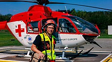 B�etislav Bolard pracuje u záchranné slu�by u� 15 let. Ve vrtulníku s sebou od...