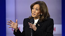 Kamala Harrisová b�hem �ivého rozhovoru CNN v Pensylvánii (23. �íjna 2024)