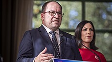 Podpis memoranda o spolupráci ODS, KDU-SL a TOP 09 ve volbách do Snmovny v...