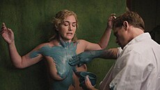 Kate Winsletová ve filmu Lee: Fotografka v první linii