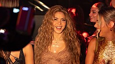 Shakira pi natáení klipu Soltera
