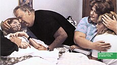 Fotografie umírajícího Davida Kirbyho jako reklama na Benetton