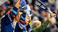 Hokejoví fanou�ci Vítkovic b�hem utkání s Libercem