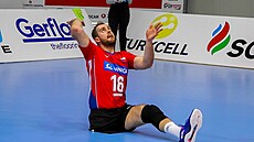 Roman Bernat je kapitánem národního týmu ve volejbalu sedících.