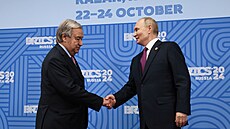 Generální tajemník OSN António Guterres a ruský prezident Putin v Kazani....