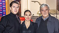 Martin Donutil, Sára Donutilová a Miroslav Donutil na projekci seriálu Záhadné...