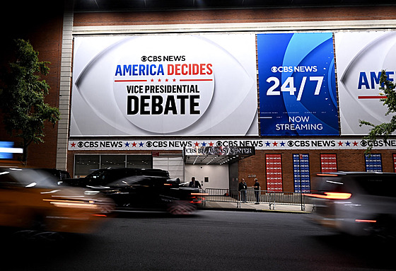 Trump �aluje CBS News. (1. �íjna 2024)