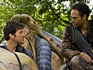 Scna ze snmku Hvzdn brna: Atlantida. Herec Joe Flanigan (vlevo) pijal...