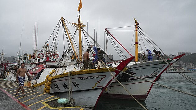 Tchaj-wan se p�ipravuje na p��chod bou�e Kong-rey, kter� by se mohla zformovat a� v supertajfun. (30. ��jna 2024)